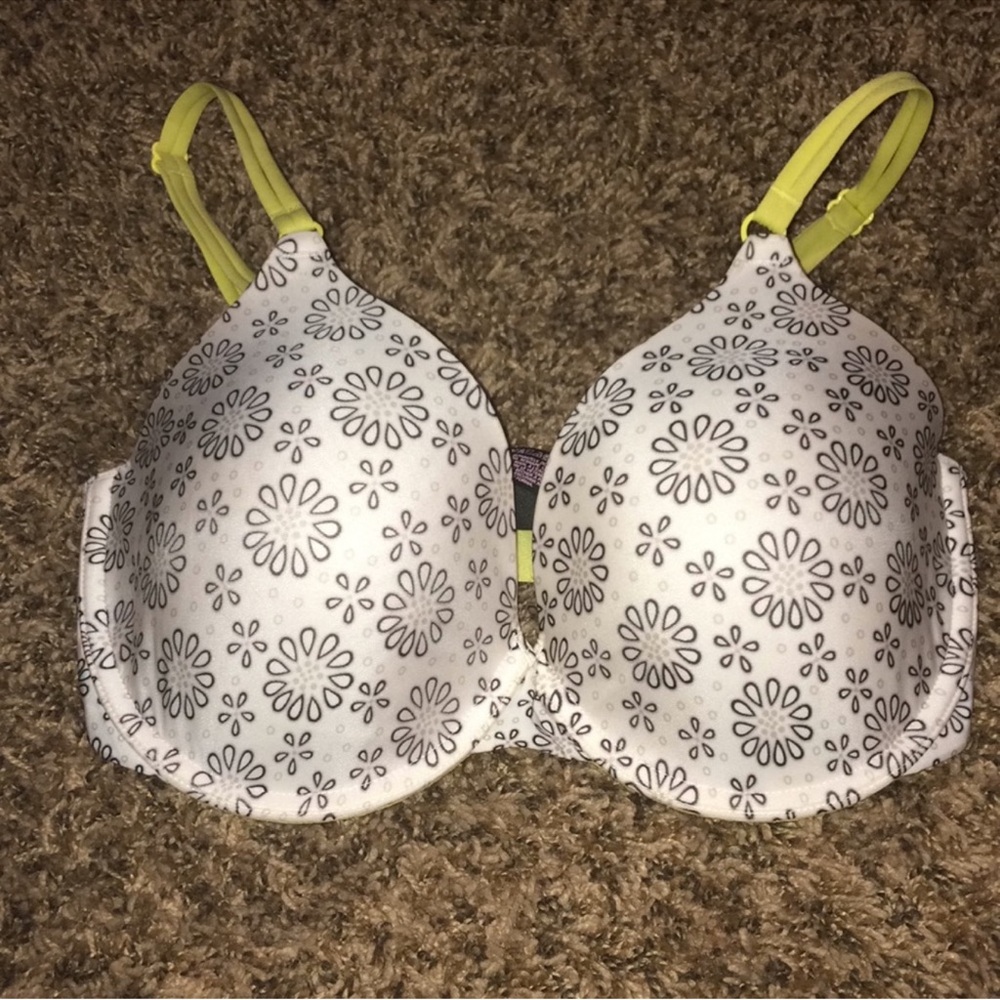Victorias Secret Lined Perfect Coverage 40D Bra